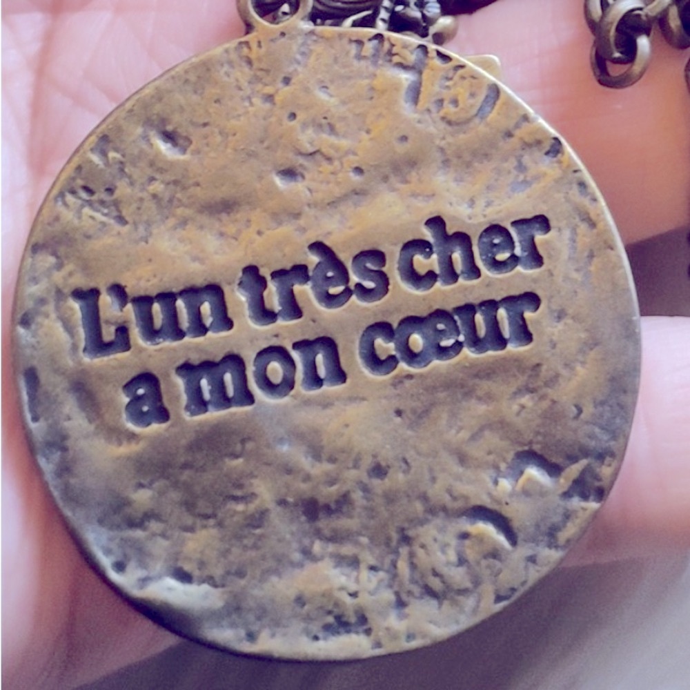 Mud Pie LOVE Necklace “One very Dear to My Heart” disk French, cherub, 32” chain - Picture 3 of 5